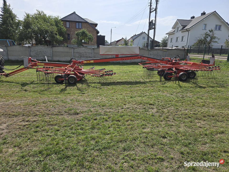 Zgrabiarka dwukaruzelowa KUHN GA 9032 Kuhn Baliki