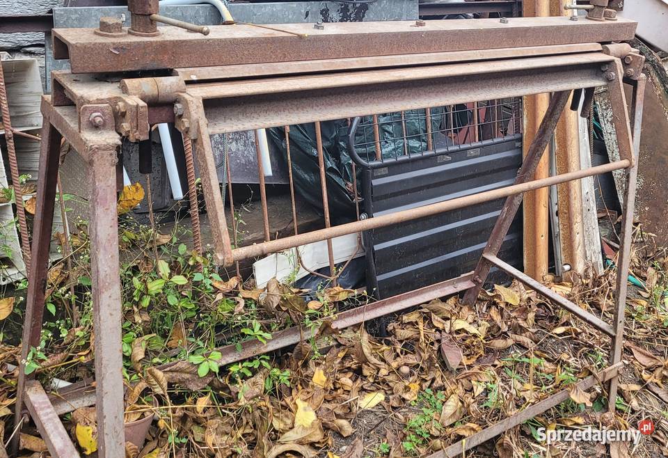 Zaginarka giętarka do blachy