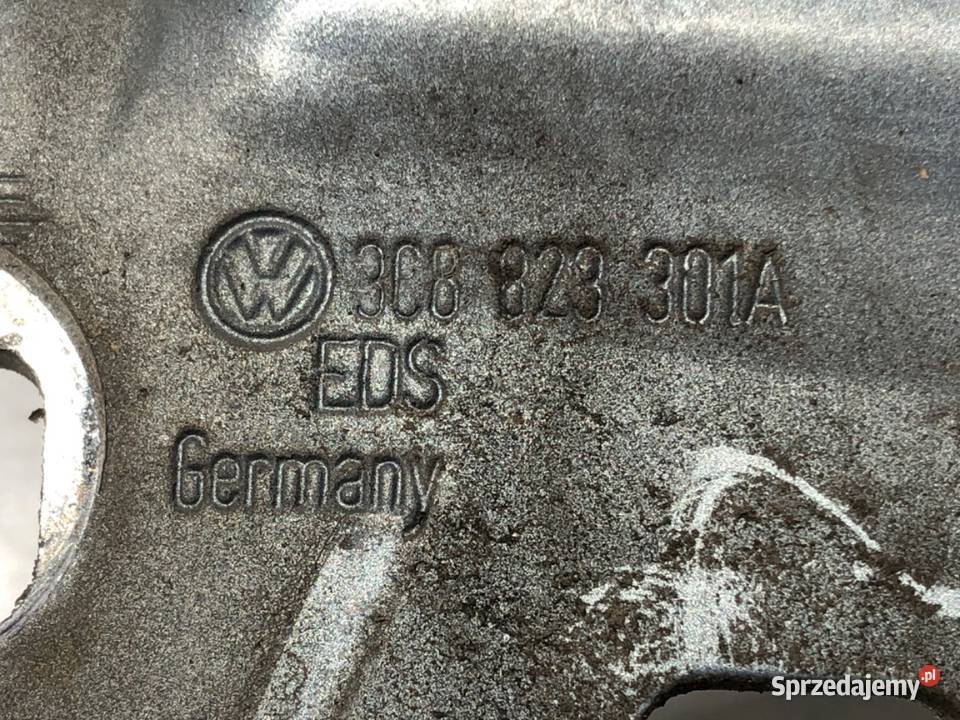 ZAWIAS MASKI LEWY VW CC B7 SportowyCoupe 1116 Zawiasy, bolce i prowadnice podkarpackie