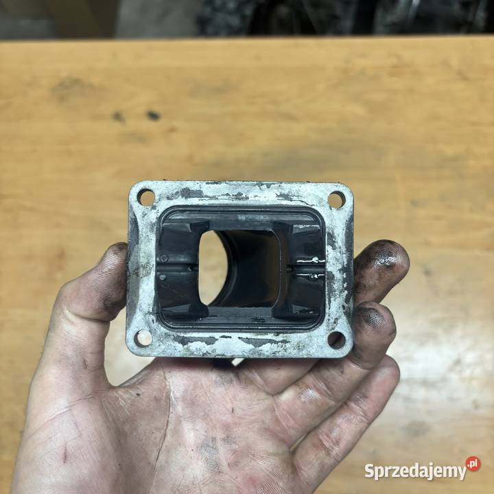 Króciec gaźnika membrany Honda CR 115 sprzedam