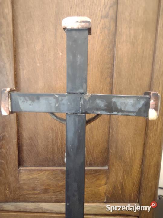 Stary krucyfiks krzyż marmur koniec XIX w Gniezno