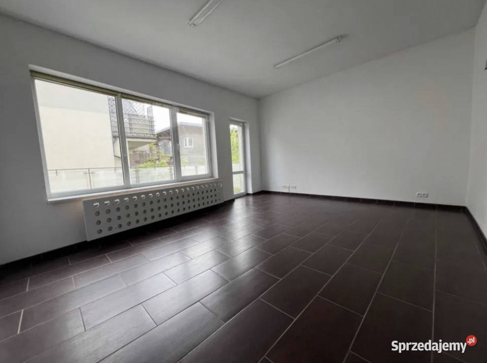 Do wynajęcia lokal 28 m Żegańska visvis Urzędu mazowieckie Warszawa