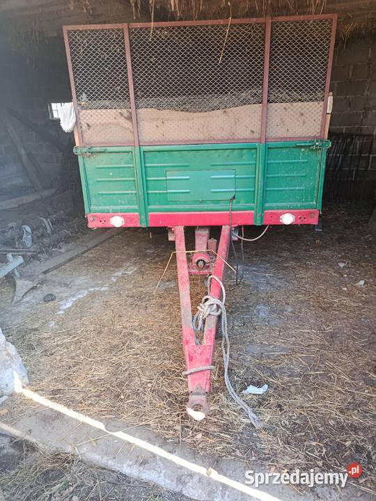 Rozrzutnik obornika jedno osiowy podlaskie