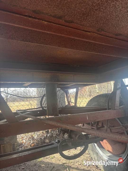 Rama z kołami z przyczepy wywrotki Dubeczno