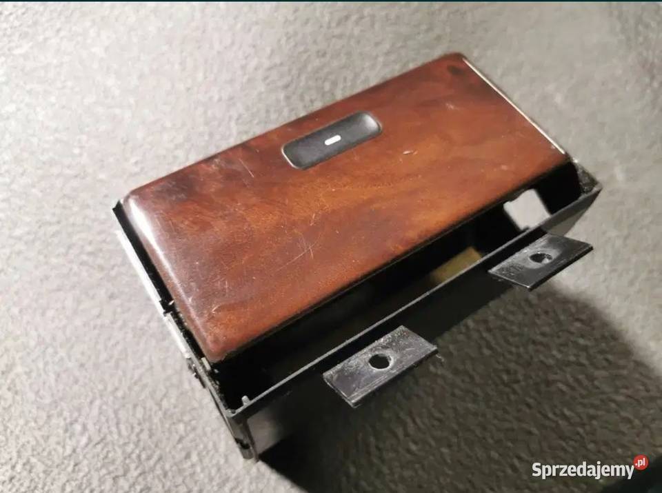 Schowek dekor tunelu środkowego BMW e38 Pozostałe śląskie sprzedam