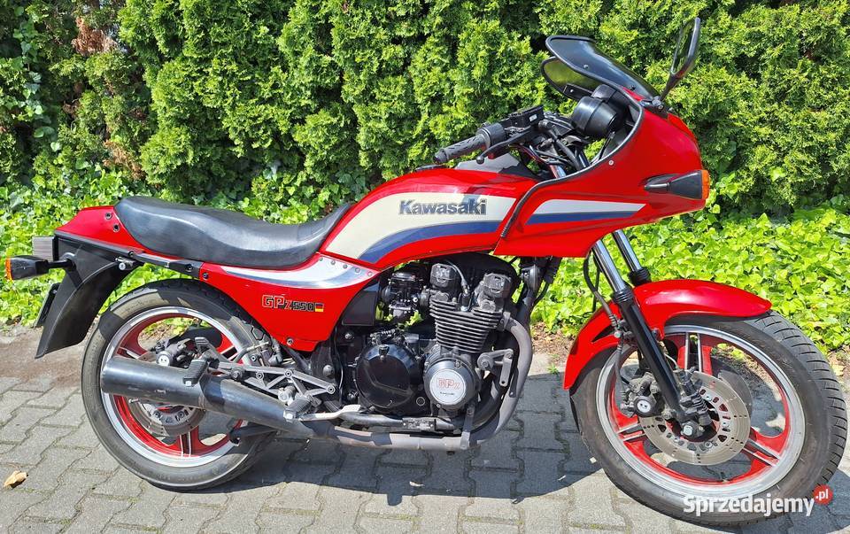 Kawasaki gpz 550 unitrak Mały TOP GUN Rok produkcji 1985 wielkopolskie Poznań