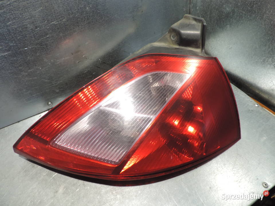LAMPA PRAWY TYŁ RENAULT MEGANE 2 HB Rok produkcji 2003 małopolskie Nowy Sącz