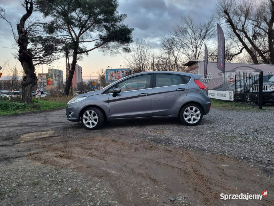 Ford Fiesta Klimatronik Alu 16 Podgrzewana szyba autoalarm Fiesta zachodniopomorskie Szczecin