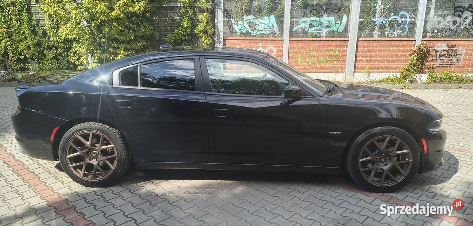 Dodge Charger RT Plus 2018 57 V8 HEMI gniazdo AUX Katowice