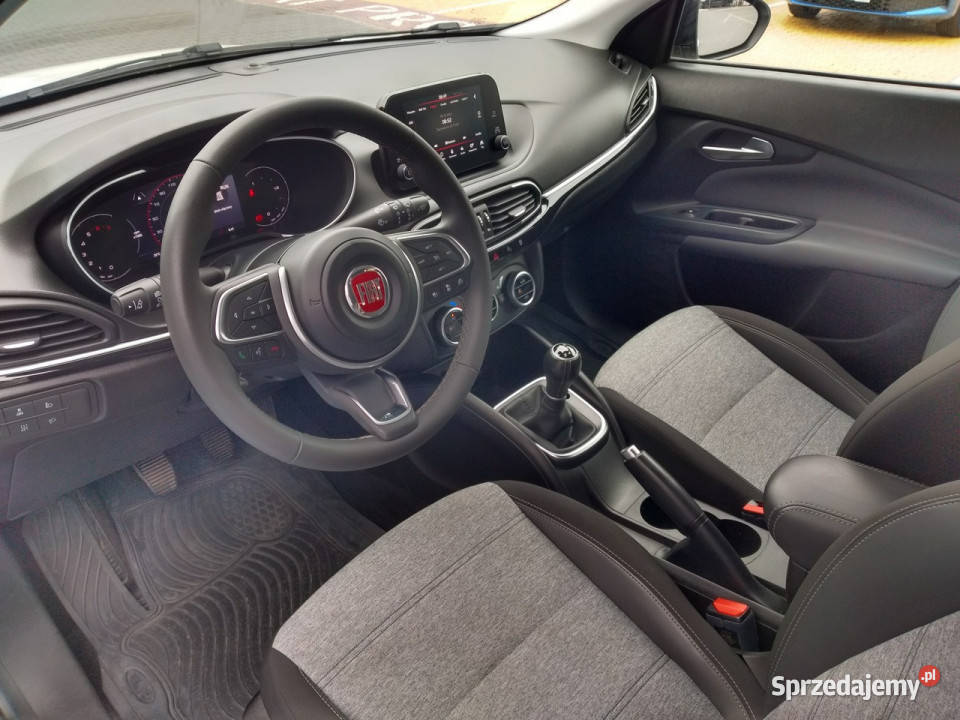 Fiat Tipo T3 Cross 10 100 serwisowany kamera led śląskie Tychy