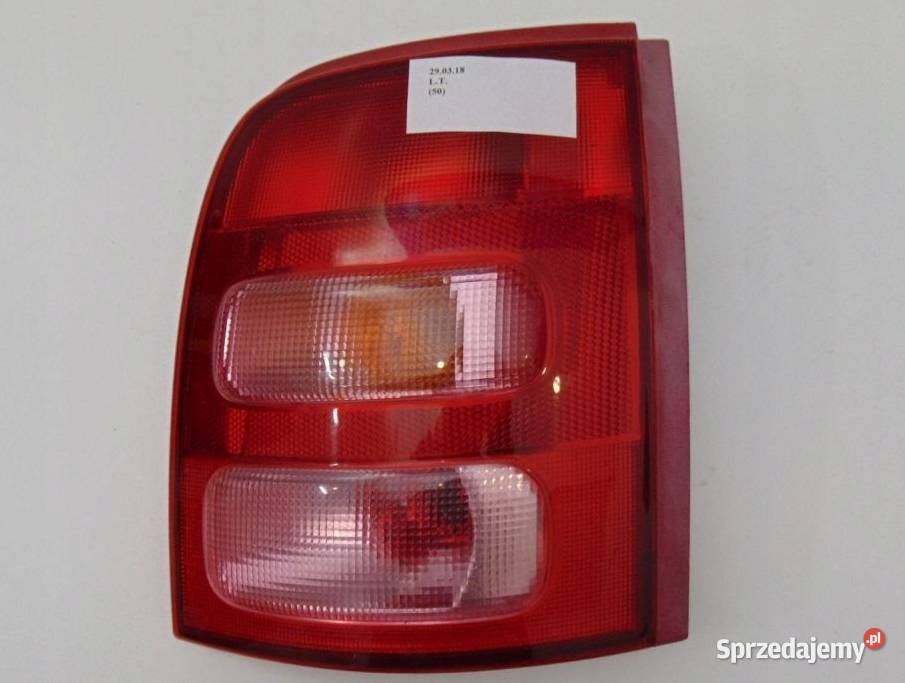 LAMPA TYLNA PRAWA NISSAN MICRA II K11 LIFT 0003
