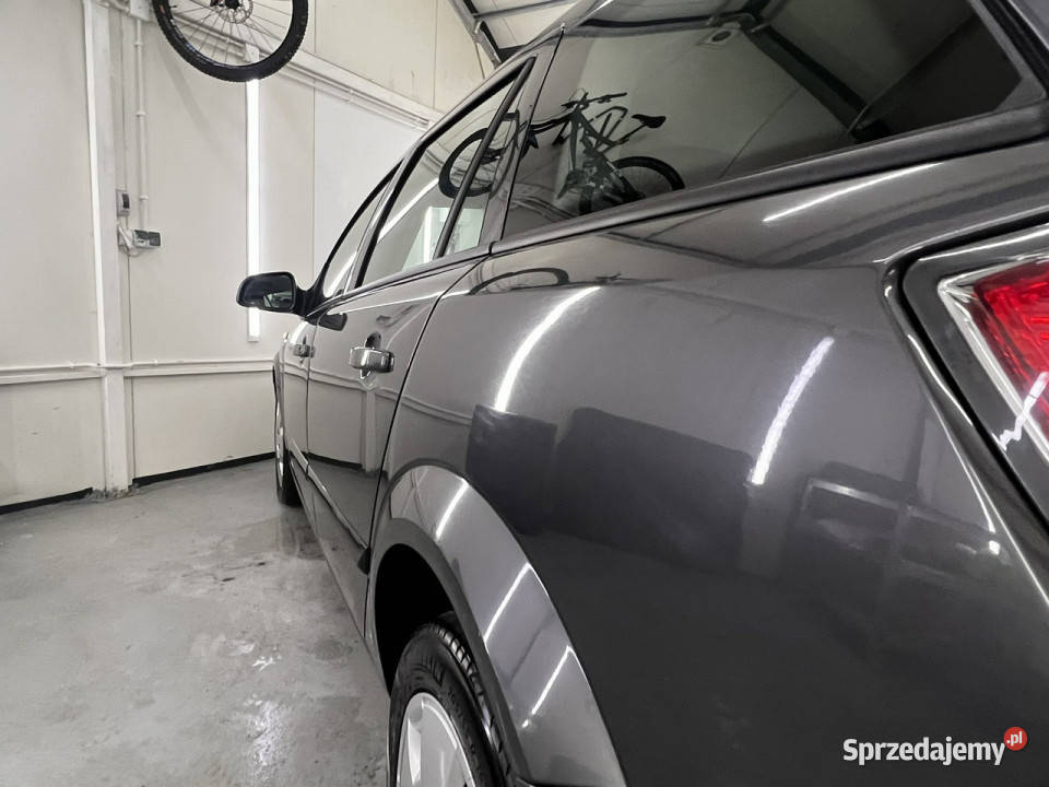 Opel Astra RatyZamiana Gwarancja 2010 bez rdzy isofix Gdów
