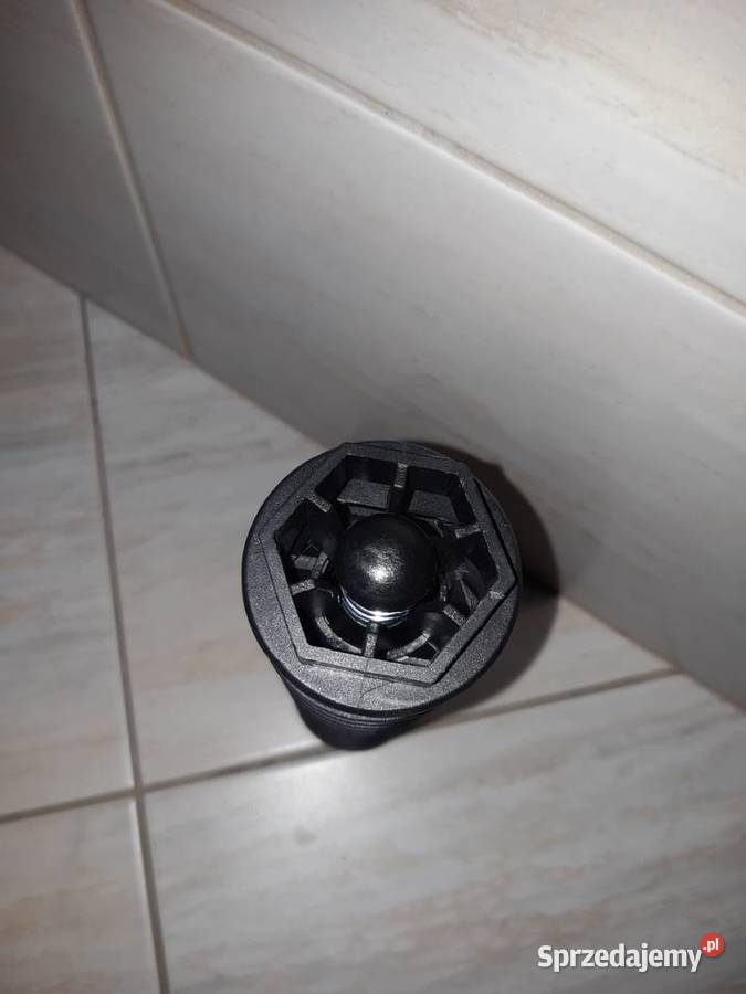 Szyszka filtra oleju Mercedes AXOR TOURISMO ciężarowe Żywiec