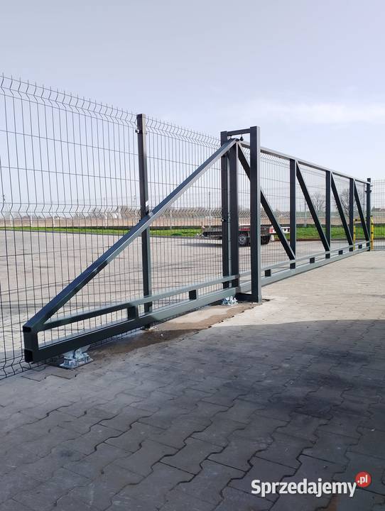 Brama Przesuwna panel fi5 800m przesuwna