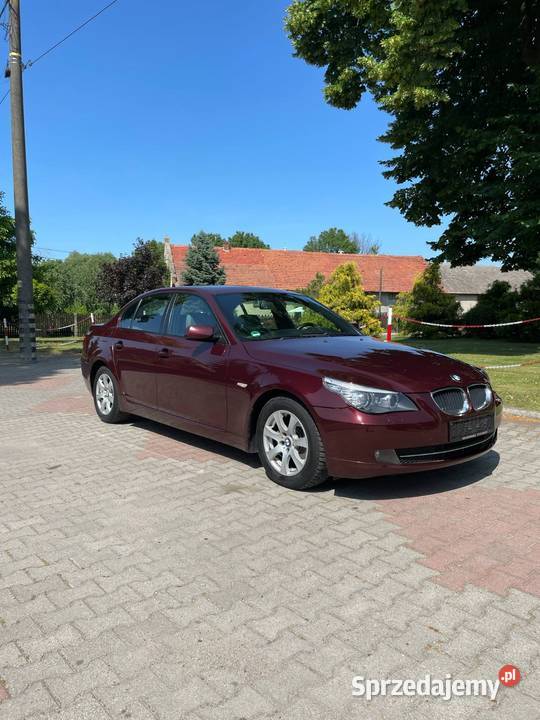 BMW e60 520i Rok produkcji 2008 Bukowie