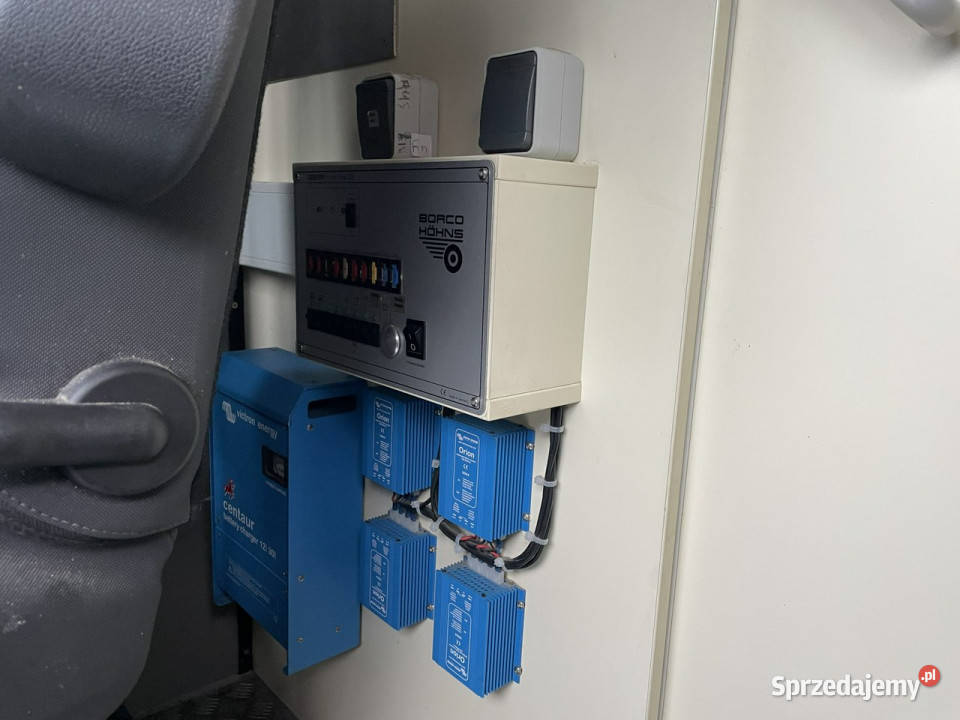 Renault Master Autosklep pieczyw Sklep światła przeciwmgłowe Syców