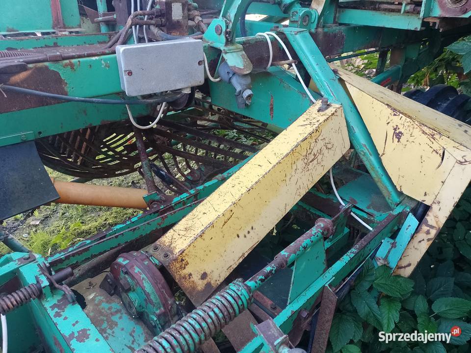 Kombajn buraczany Neptun Z 413 sprzedam