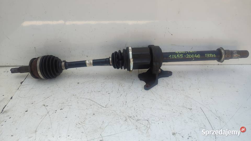 126TOYOTA AVENSIS III T27 D4D PÓŁOŚKA PRZEGUB osobowe Włoszczowa