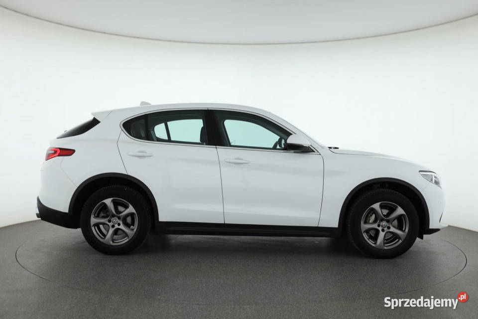 Alfa Romeo Stelvio 20 Turbo Q4 biały Bielany Wrocławskie sprzedam