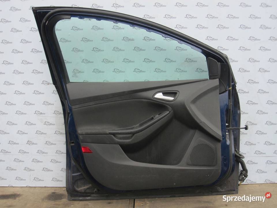 FORD FOCUS MK3 III 12r drzwi lewe przód