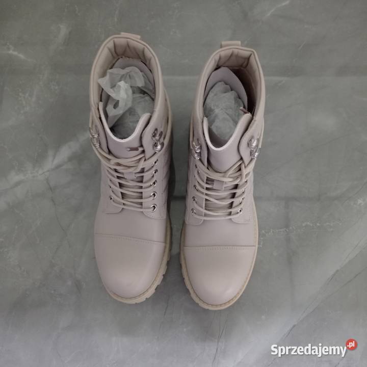 DeeZee Beżowe botki płaskie Henri 1099P22 BEIGE sprzedam