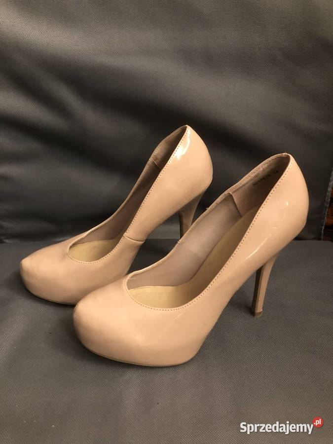 Buty szpilki czarne nobuk rozmiar 538 drugie New Look Jaworzno