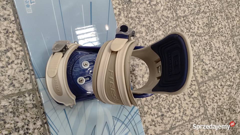 Deska snowboardowa BURTON 152 wiązania Burton