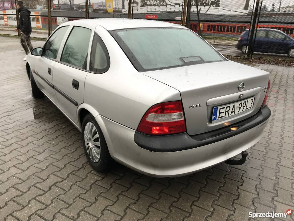 OPEL VECTRA B 17 TD ISUZU 1700cm3 Radomsko