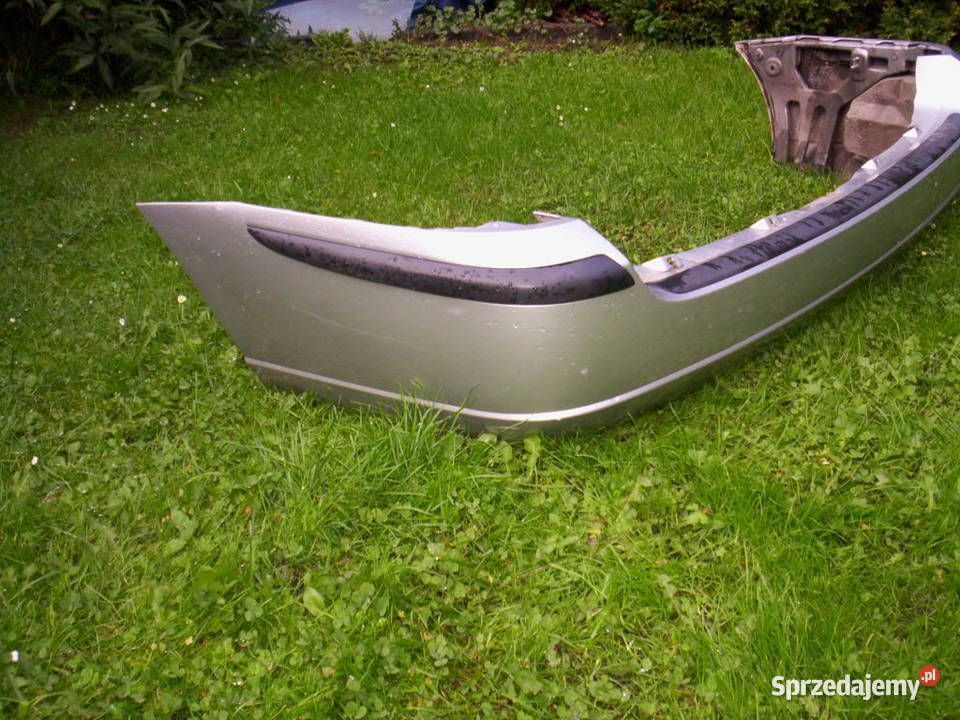 FORD FOCUS MK1 LIFT Zderzak Tył COMBI Kolor Mokrzesz