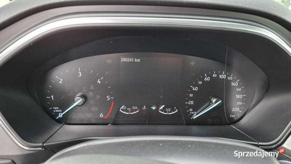 Ford Focus 20 EcoBlue Titanium Mk4 2018 światła do jazdy dziennej Grójec sprzedam