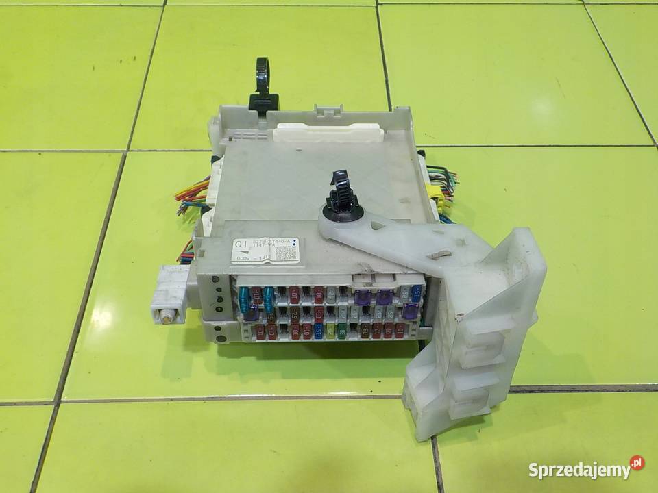 TOYOTA PRIUS III 18 VVTI 10r 5D skrzynka