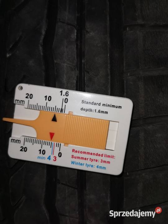 Opony letnie Dunlop Sport 18560R15 bieżnik 5mm 185