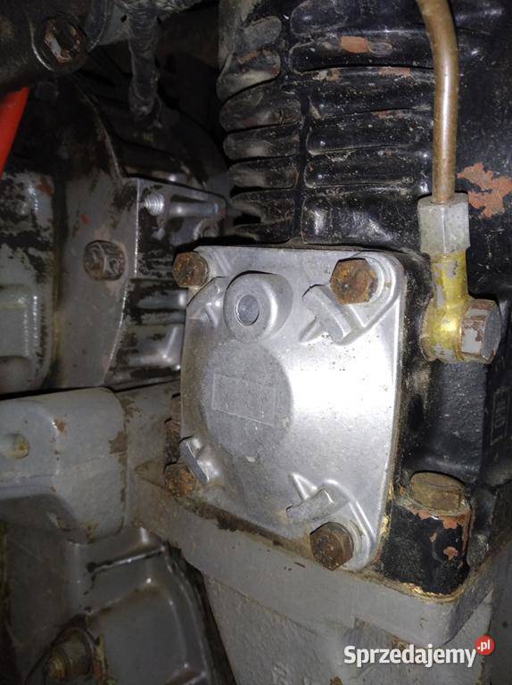 MF235 MF255 Ursus 2812351245124514 sprężarka Lublin