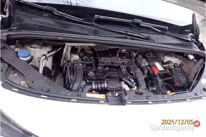 OPEL COMBO 2019 156000 ccm 99 mazowieckie Warszawa