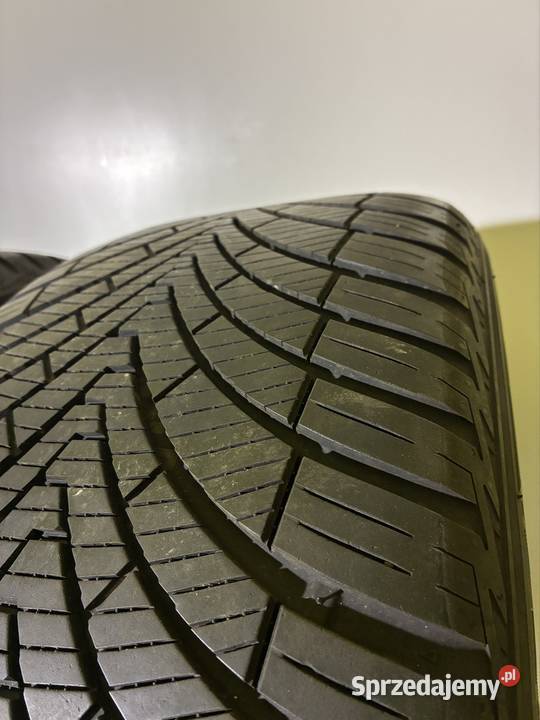 2 opony całoroczne Kumho Solus 4S HA32 SUV 25550 19cale