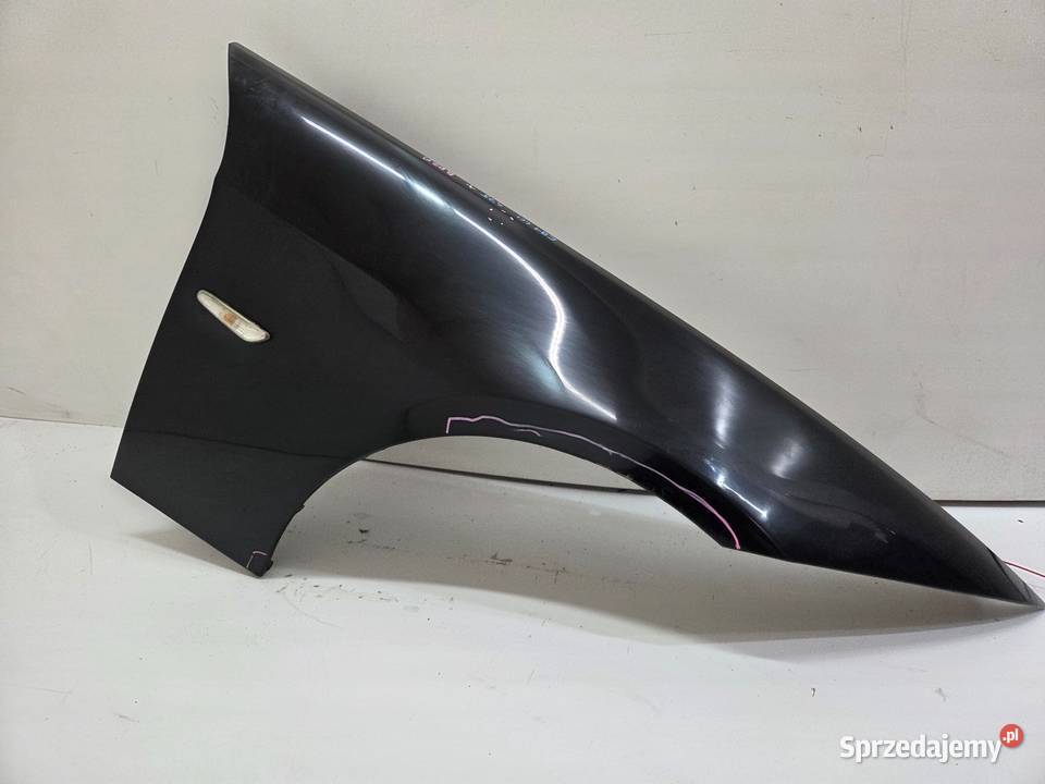 BŁOTNIK PRAWY PRZÓD BMW E90 E91 4759 Błotniki Strzyżewice