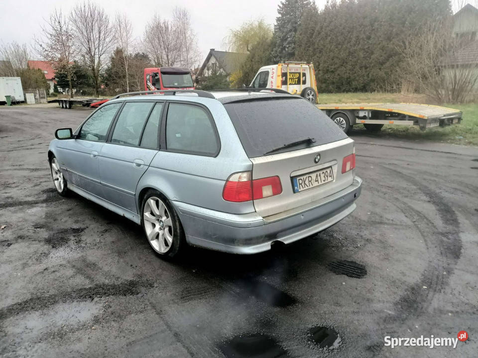 BMW 525 Bmw E39 25D 163 03r E39 19962003 Rok produkcji 2003 BMW Tarnów
