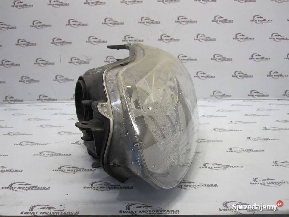 FORD FOCUS MK3 III lampa lewa przód BM5113W030 sprzedam