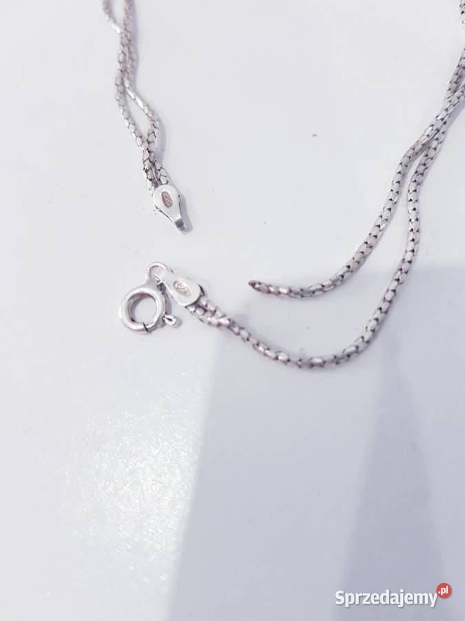 Uszkodzona damska bransoletka