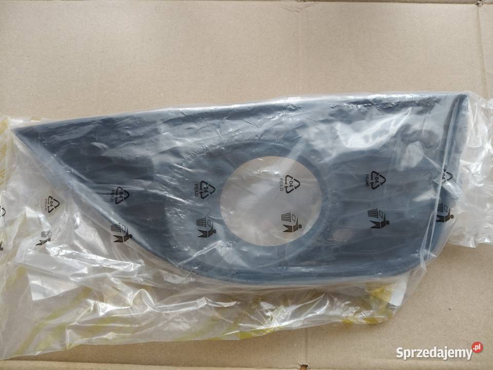 Ramka halogenu atrapa halogenu prawa Seat Ibiza sprzedam