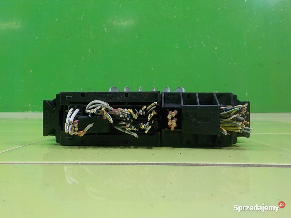 BMW E92 LIFT 20 B 09r 2D COUPE sterownik Czujniki i sterowniki mazowieckie Suków