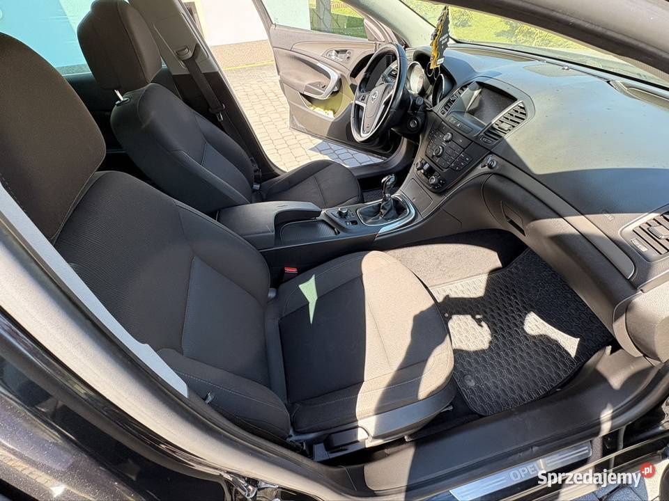 Opel Insignia A Sports Tourer 2010 20 CDTI Okleśna