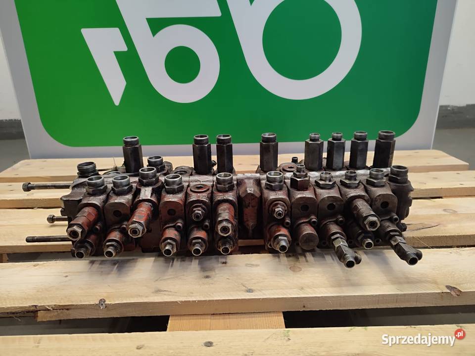 Rozdzielacz hydrauliczny C0070 33142 NEUSON 6002 wielkopolskie