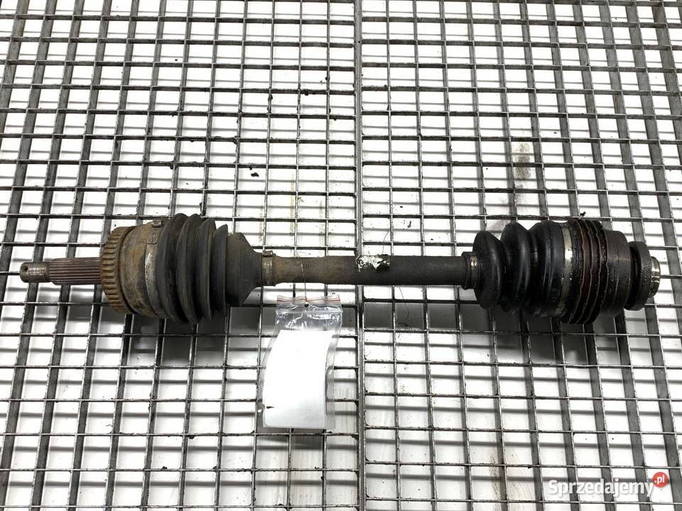 PÓŁOŚ PRAWY PRZÓD HYUNDAI TUCSON 20 113 PRZEGUB podkarpackie