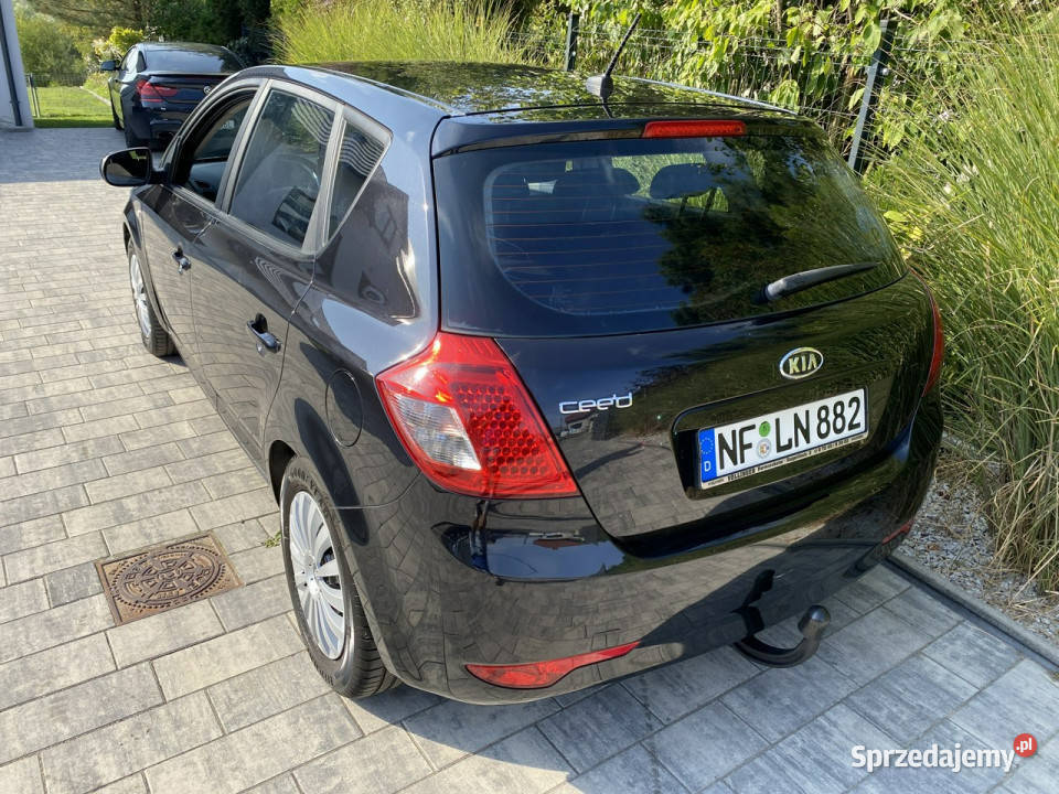 Kia Ceed Zadbana bezwypadkowa przepiękny perłowy światła przeciwmgielne