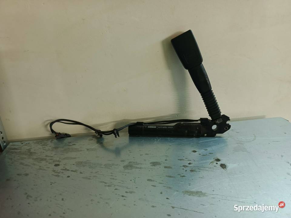 Napinacze pasów BMW e90e87 7126296 7126295 Pasy bezpieczeństwa Wyposażenie wnętrza