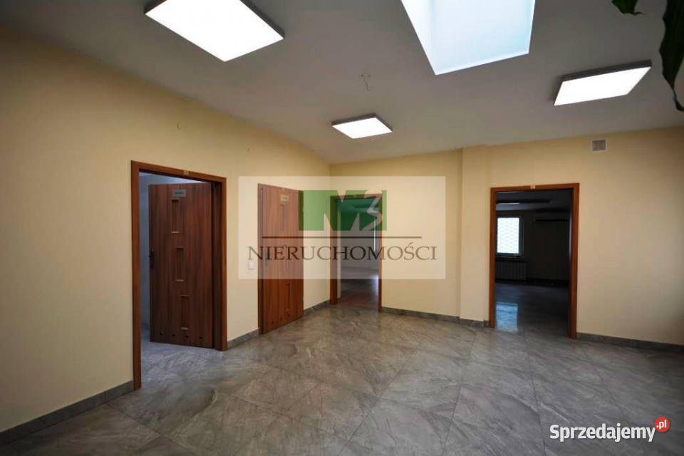 Do wynajęcia lokal usługowy o pow ok 230 m2 Przemyśl sprzedam