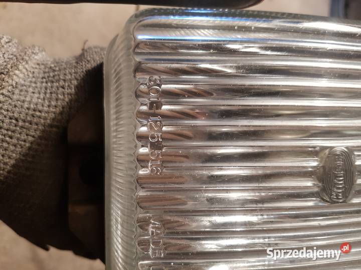 VW PASSAT B2 halogen reflektor lampa PRAWY VW Nowy Staw sprzedam