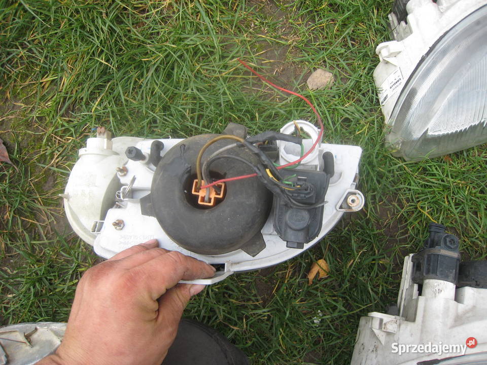 Lampa przednia reflektor Fiat Seicento 600 biały Kraków