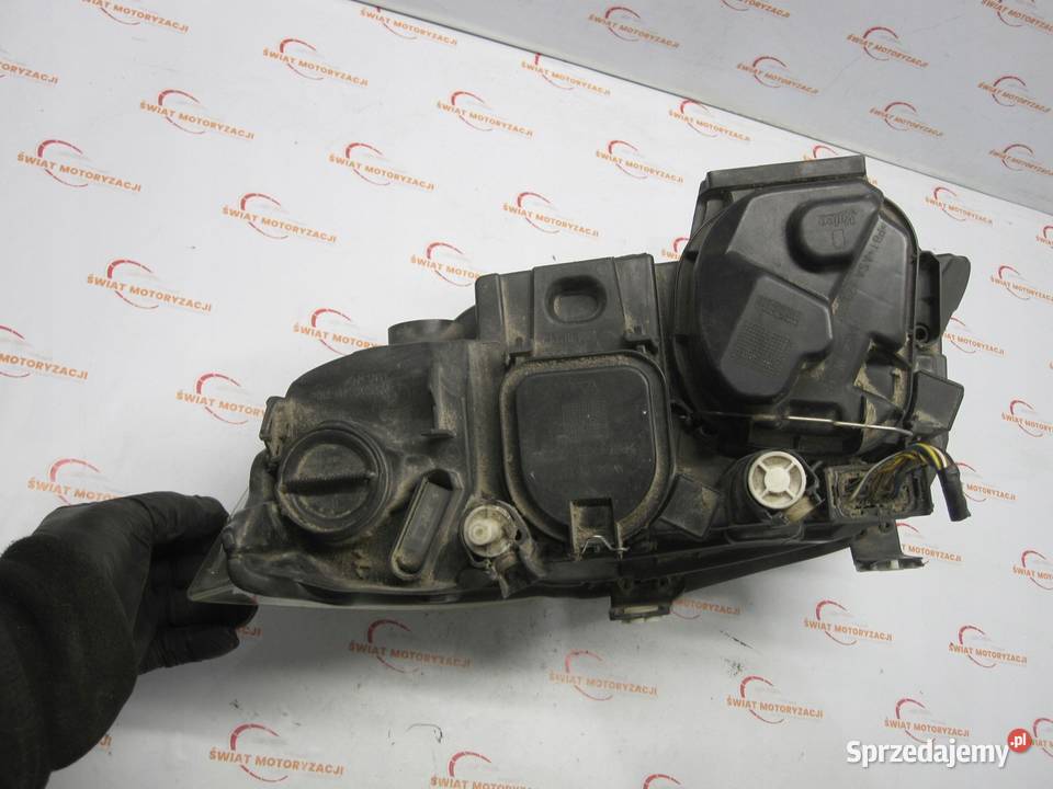 BMW E90 LIFT 10r lampa prawa przód ANGLIK Kielce
